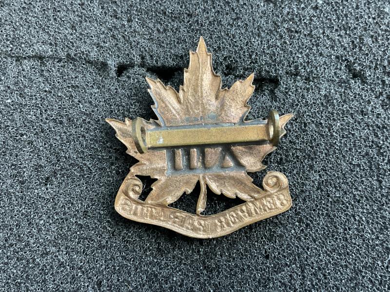 Canadian 13th Regiment collar badge