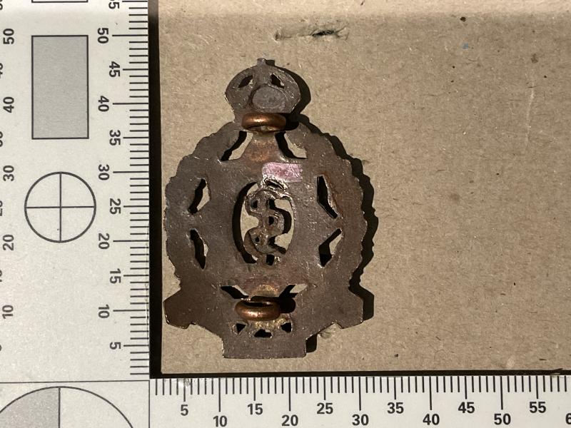 WW1/2 Indian Medical Service (IMS) O.S.D cap badge