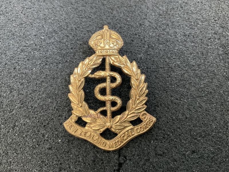 Gradia Militaria -  WW1 New Zealand Medical Corps ORs cap badge