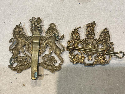 K/C British Army Officers General service cap badge & collar