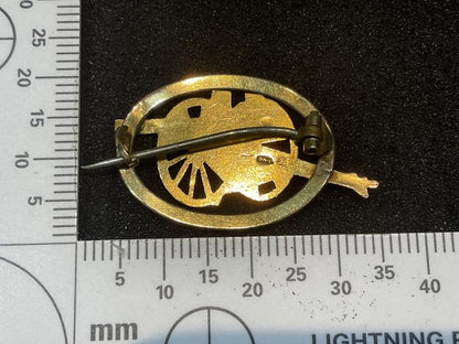 WW1 Amiens 1914-16 gold sweetheart brooch