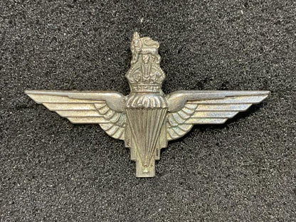 Gradia Militaria -  WW2 Parachute Regiment lapel badge/sweetheart