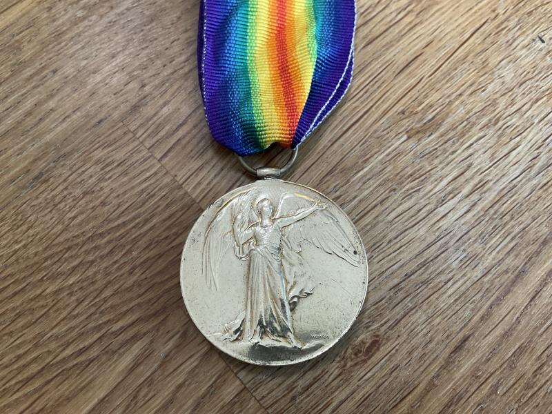 Gradia Militaria -  Victory medal; S/17629 E.G McKAY 10th batt, died Solonika