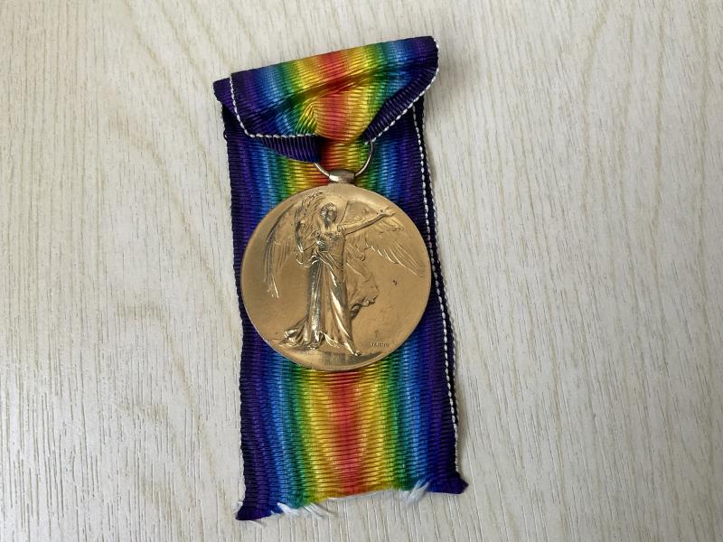 Gradia Militaria -  WW1 K.I.A 11th Manchesters with V.C connection