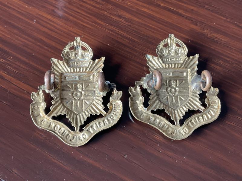 K/C University of London O.T.C brass collar badges