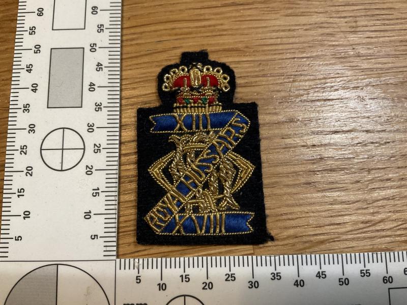 Gradia Militaria -  Pre 1992 13th/18th Hussars officers beret badge