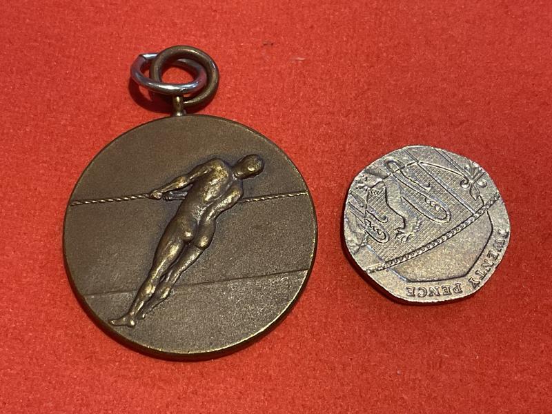 Lincolnshire Regiment bronze Tug of War medal 1929