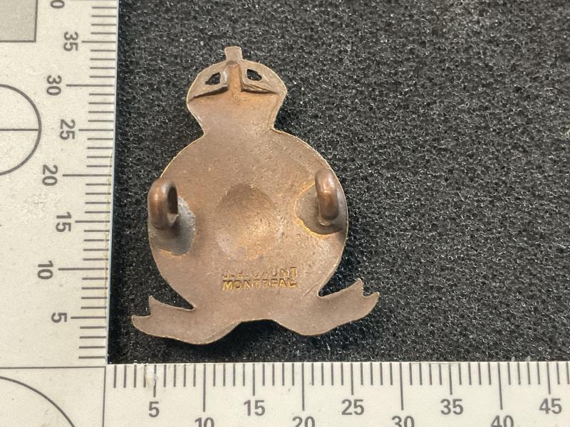 Canadian 44th Lincoln & Welland O.S.D collar badge