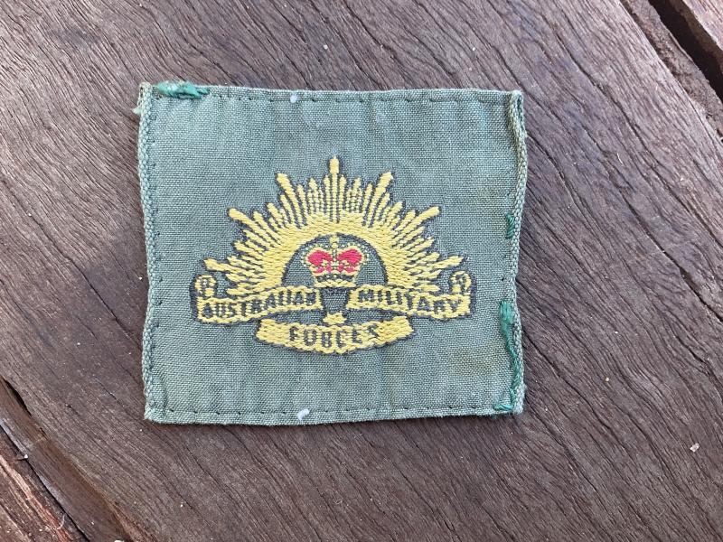 Gradia Militaria -  Vietnam era AUSTRALIAN MILITARY FORCES cloth sleeve badge.
