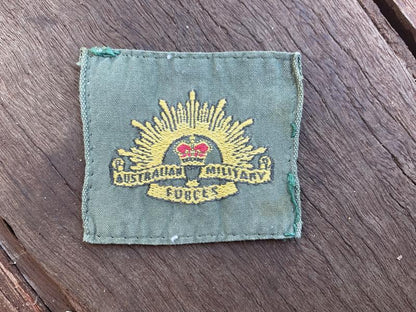 Gradia Militaria -  Vietnam era AUSTRALIAN MILITARY FORCES cloth sleeve badge.