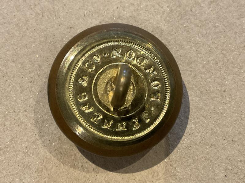 W.A.R (West Africa Regiment) officers bronze button