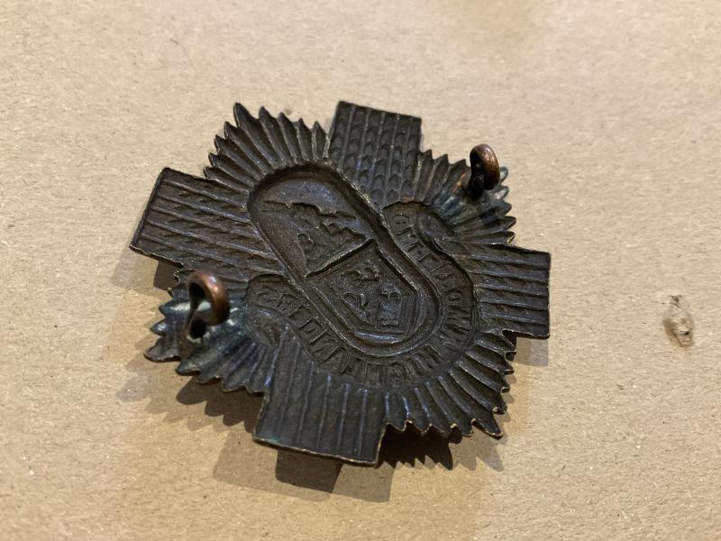 WW2 S.A Cape Town Highlanders bronze glengarry badge