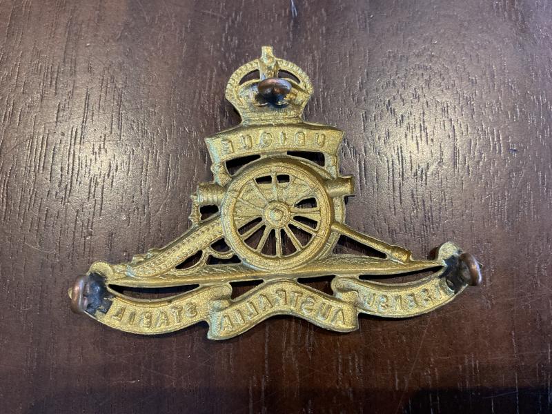 WW2 Royal Australian Artillery cap badge