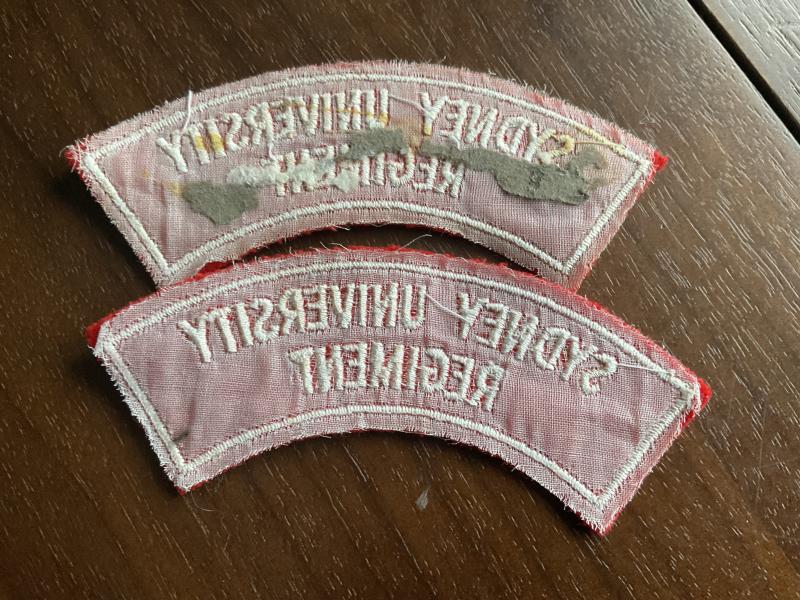 Sydney University Regiment bordered shoulder titles