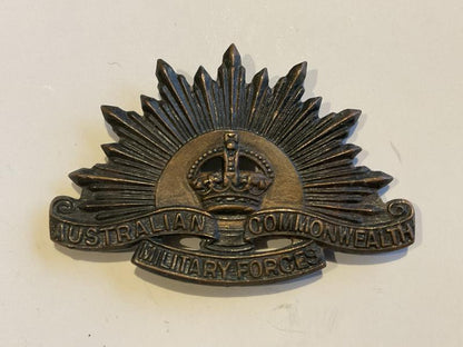 Gradia Militaria -  WW2 Australian Rising Sun collar badge by SHERIDEN PERTH