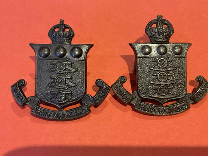 Gradia Militaria -  WW2 Officers Indian Army ordnance Corps collar badges.