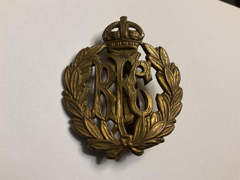 Gradia Militaria -  WW1 R.F.C cap badge with rear slider
