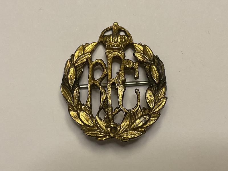 Gradia Militaria -  WW1 Royal Flying Corps gilt sweetheart badge.