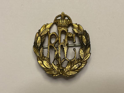 Gradia Militaria -  WW1 Royal Flying Corps gilt sweetheart badge.