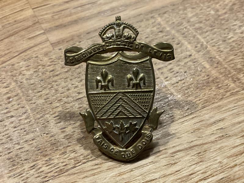 Gradia Militaria -  Canadian Le Regiment de Levis cap badge, 1st pattern