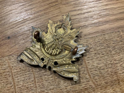 WW2 The Royal Hamilton Light Infantry (Wentworth) cap badge