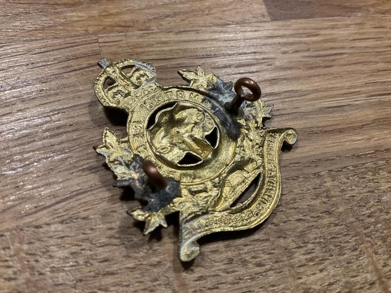 The Lambton Regiment of Canada cap badge, circa 1926.