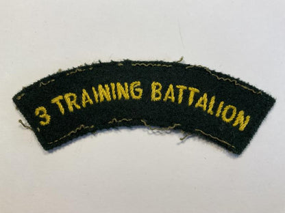 Gradia Militaria -  Australian 3 Training Battalion cloth shoulder title.