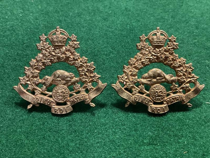 Gradia Militaria -  Canadian Militia; 92nd Dorchester Regiment collar badges