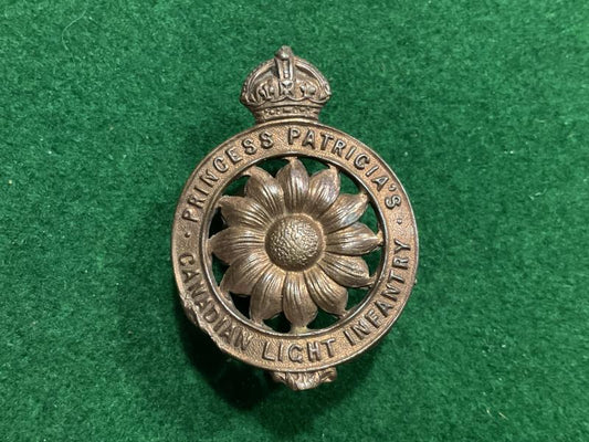Gradia Militaria -  WW1 Pricess Patricias Canadian Light Infantry P.P.C.L.I cap badge