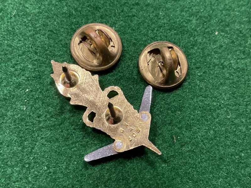 Royal Australian Army Education Corps anodised collar