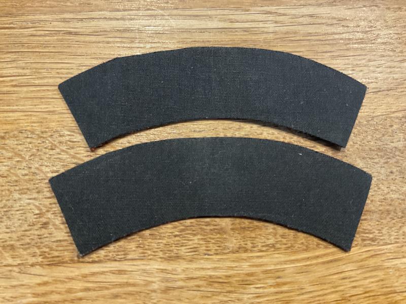 WW2 Printed ROYAL ARTILLERY shoulder titles