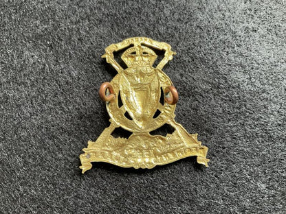 WW2 Le Regiment de Quebec cap badge.