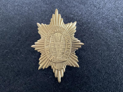 Gradia Militaria -  The Vancouver Regiment cap badge circa 1925