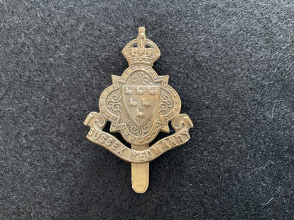 Gradia Militaria -  WW1 Sussex Yeomanry other ranks cap badge.