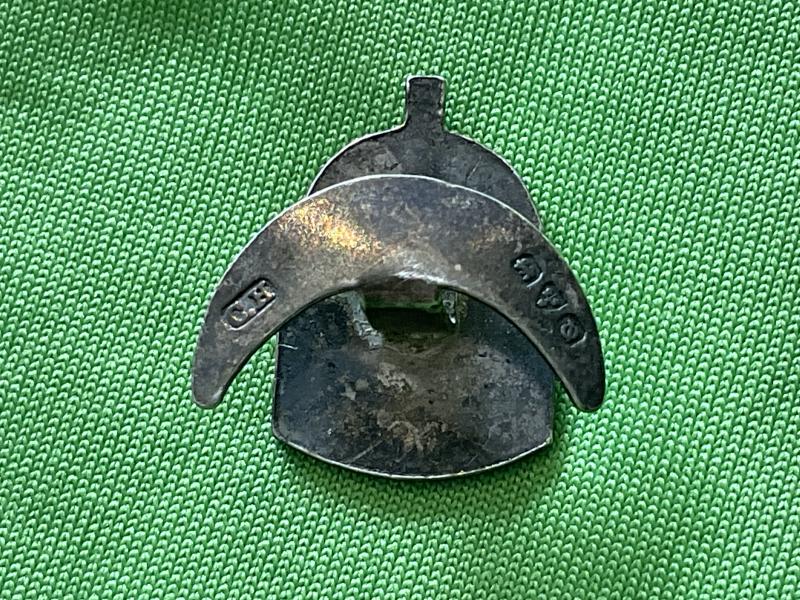 1939 Chester hallmarked miniature A.R.P lapel badge by Horner.