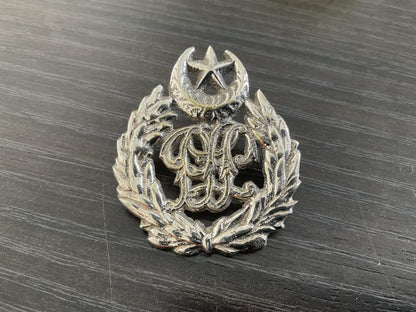 Gradia Militaria -  Pakistan Police cap badge.