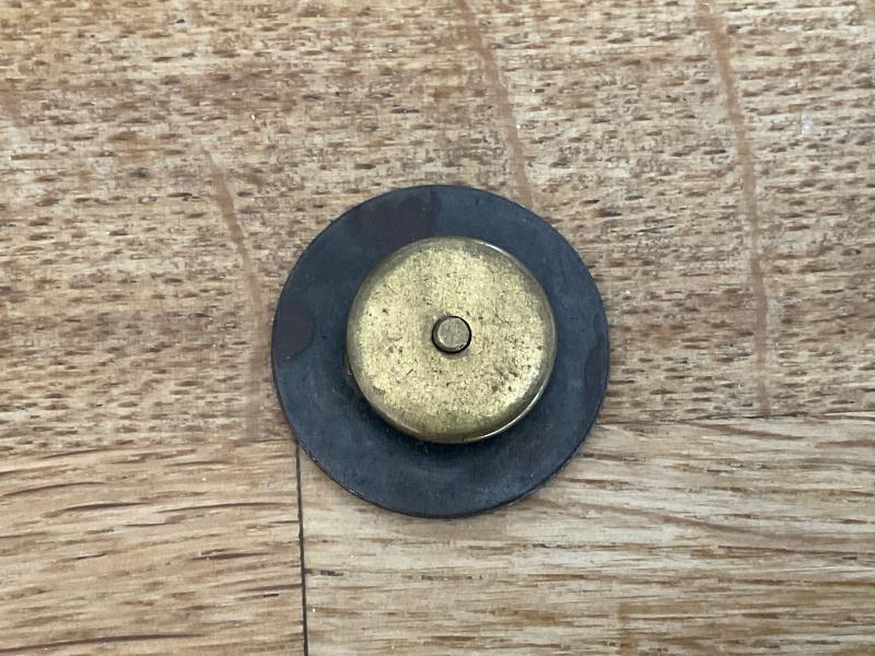 WW1 U.S Army N.C (North Carolina) collar disc.