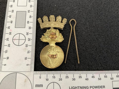 WW2 Irish Fusiliers of Canada (Vancouver Regt) cap badge.