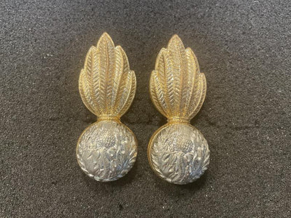 Gradia Militaria -  Royal Scots Fusiliers officers collar badges.