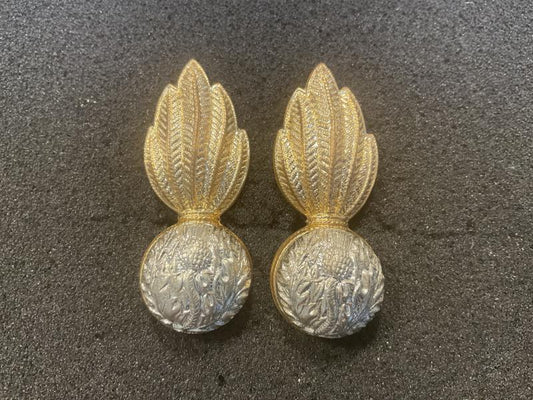 Gradia Militaria -  Royal Scots Fusiliers officers collar badges.