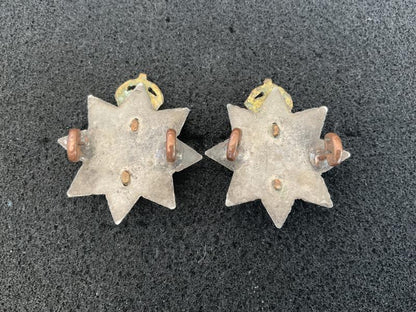 WW1/2 East Surrey Regiment officers collar badges.