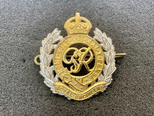 Gradia Militaria -  George VI Royal Engineers officers cap badge by Gaunt.