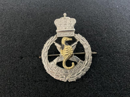 Gradia Militaria -  Bermuda Cadet Corps cap badge.