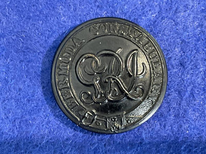 Gradia Militaria -  Bermuda Police George V blackened brass button.