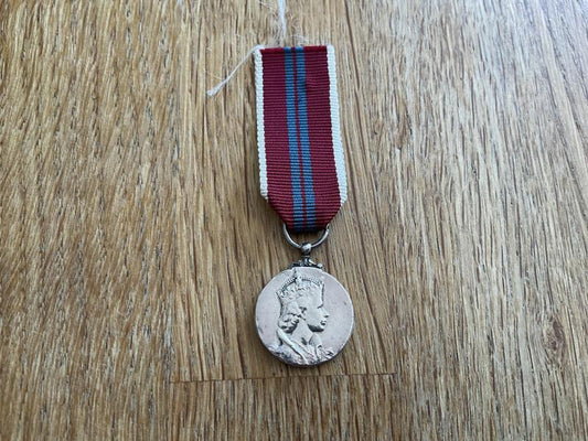 Gradia Militaria -  Miniatures 1953 Coronation medal.