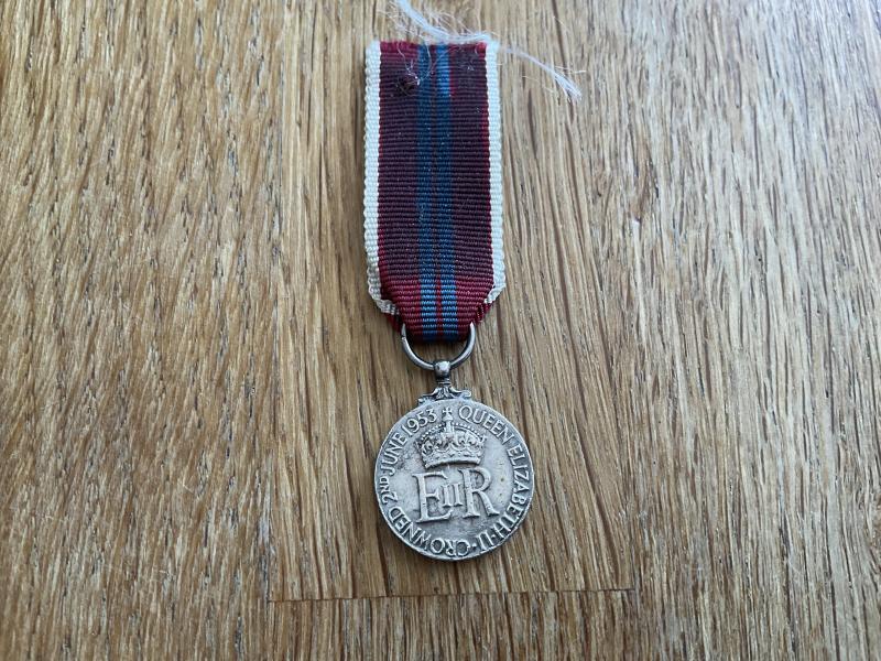 Miniatures 1953 Coronation medal.