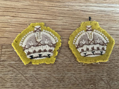 Gradia Militaria -  WW2 Armoured Corps cloth Majors rank crowns