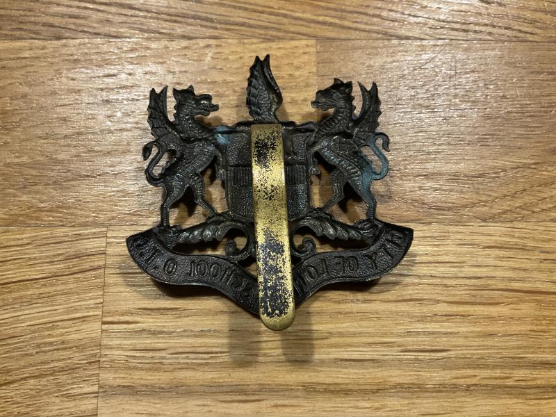 Pre 1948 City of London School O.T.C cap badge.