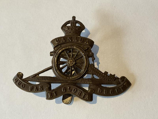 Gradia Militaria -  WW1 Canadian Field Artillery cap badge by TIPTAFT.