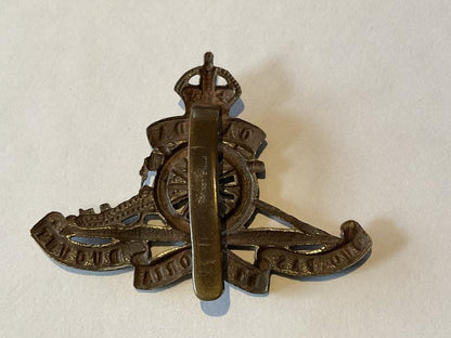 WW1 Canadian Field Artillery cap badge by TIPTAFT.